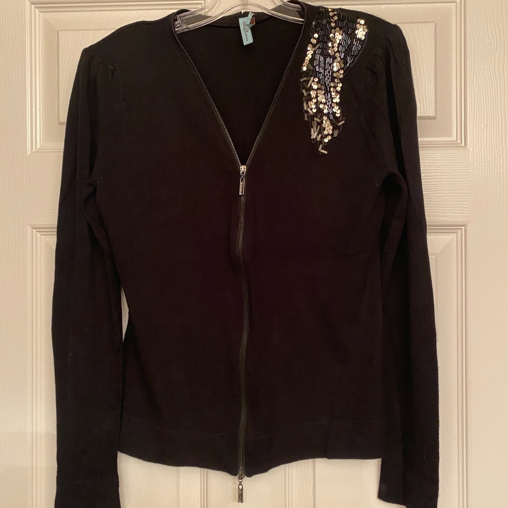 Guess by Marciano Sweater size Medium